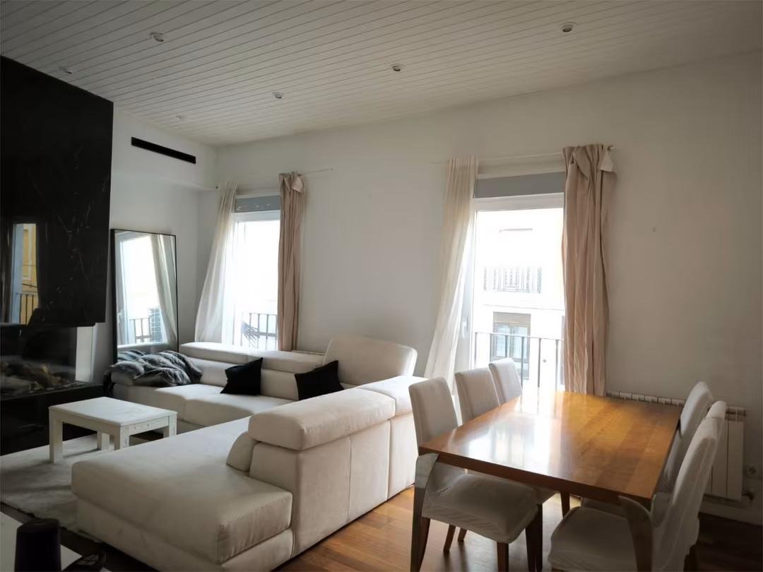 Piso en  Calle de los Relatores 2