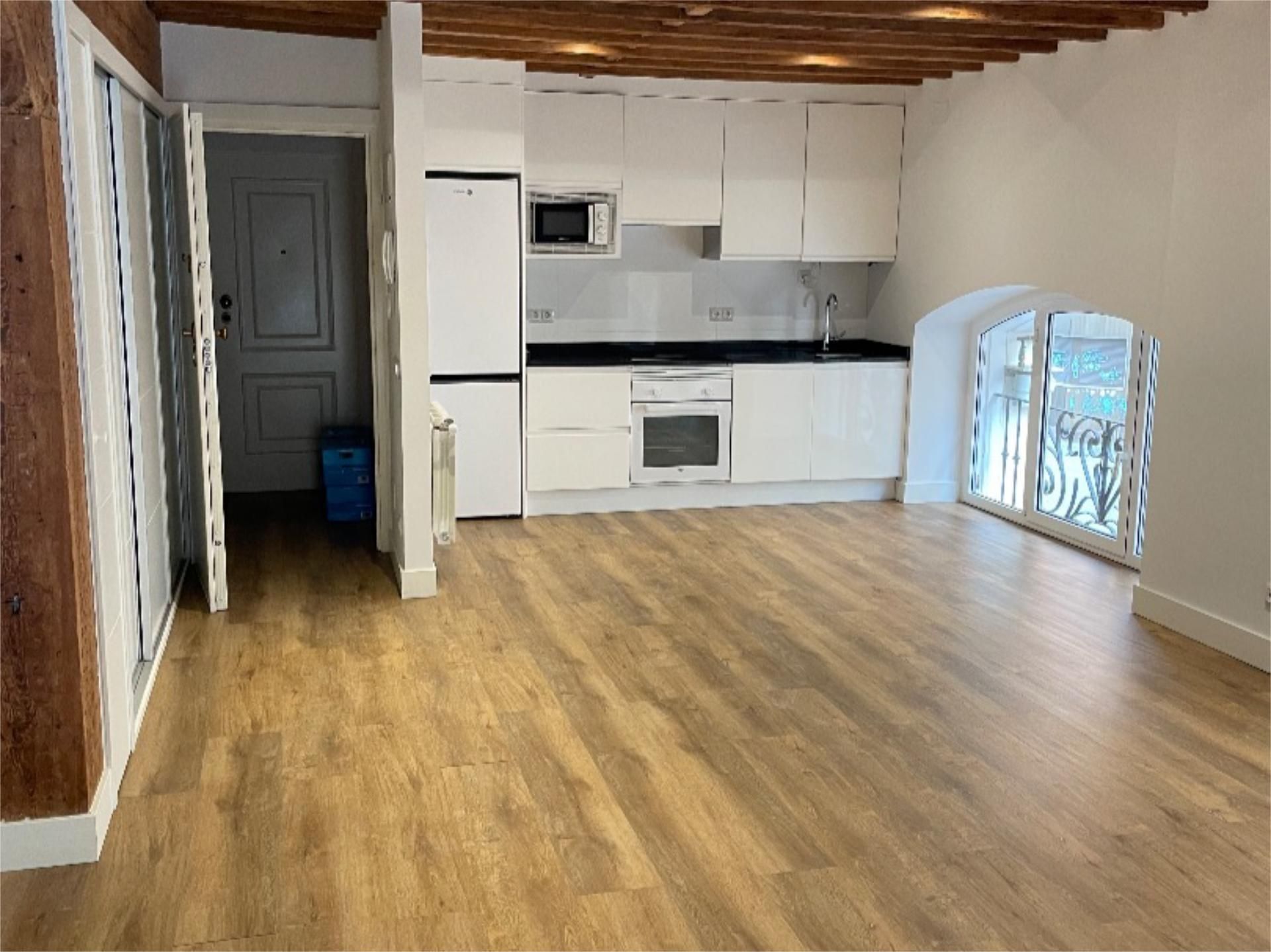 Piso en  Calle Daoiz y Velarde 15 - Foto 2