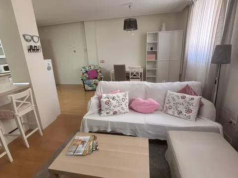 Piso en calle de Sebastián Elcano, 36