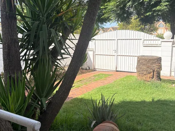 Chalet adosado en Calle Carlos Callejo, 21, Macondo - Los Castellanos - Foto 4