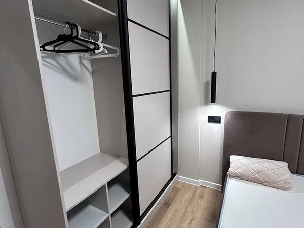 Piso en C. Reyes Católicos, 23 - Foto 4