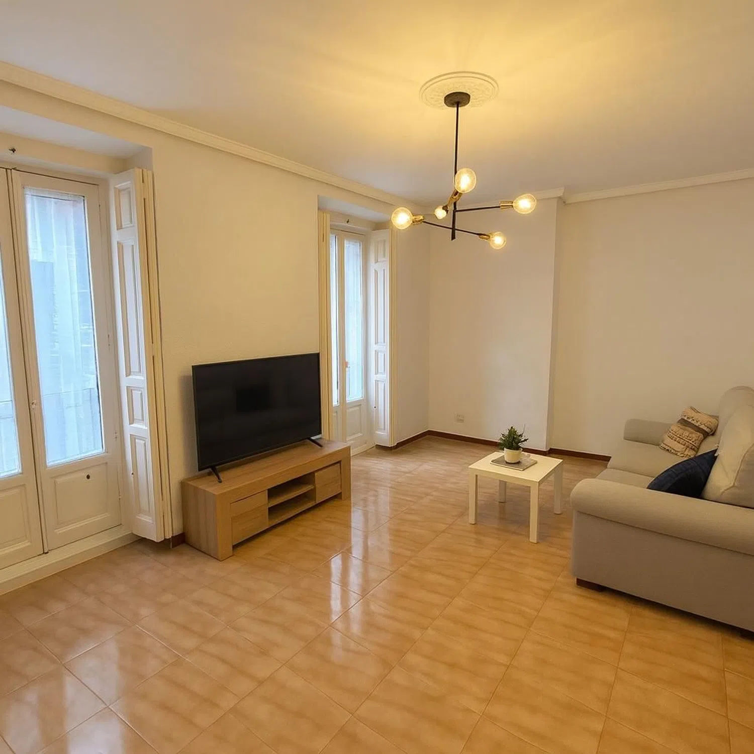 Piso en calle de Monteleón, 48 - Foto 2