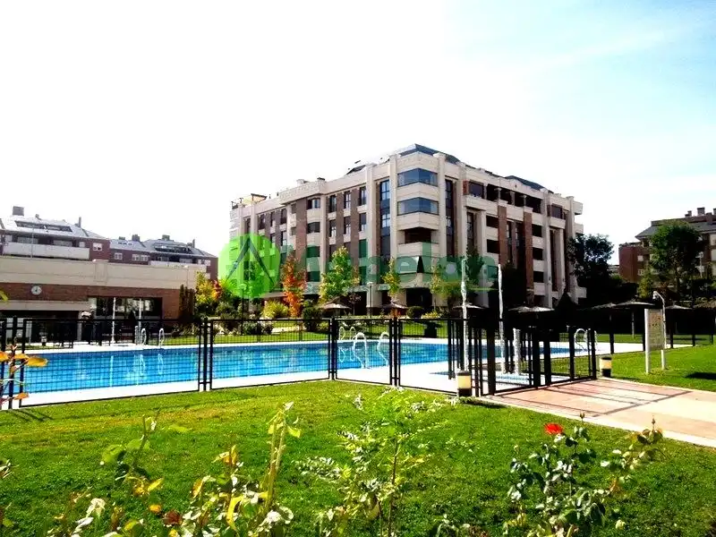Piso en Majadahonda - Foto 2