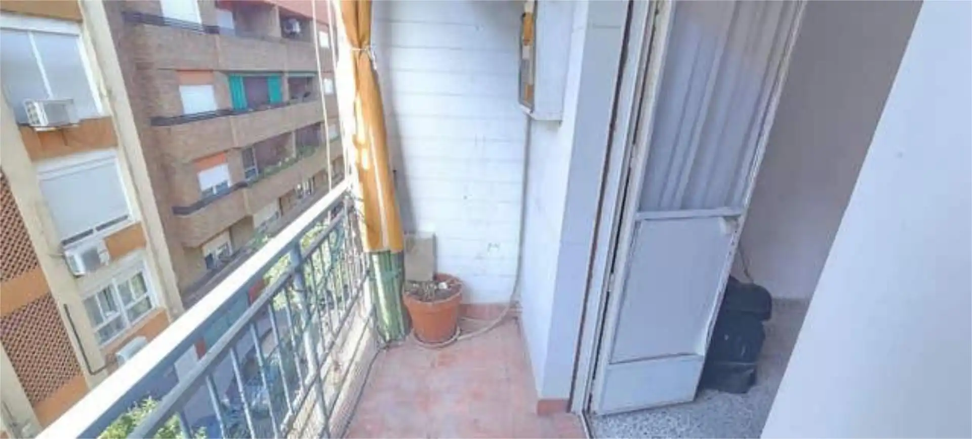 Piso en Ciudad Jardín - Foto 2