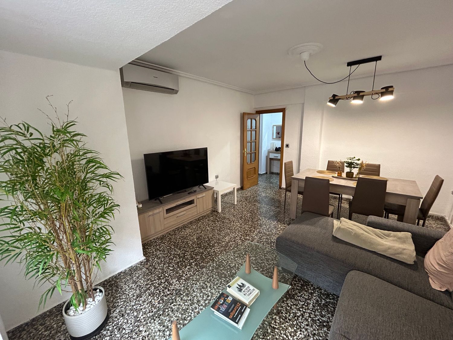 Piso en calle de Juan de Garay, 18 - Foto 1