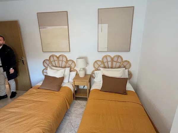 Piso en Calle de Versalles, 2, La Montaña-El Cortijo - Foto 10