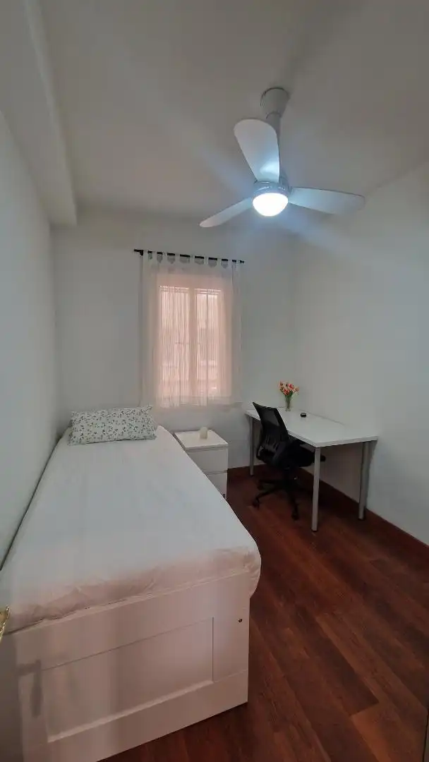 Piso en  Calle de Manuel Cortina 5 - Foto 12