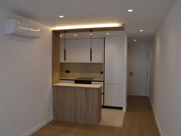 Piso en calle de Josep Serrano, 43 -45