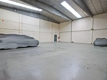 Nave Industrial en  Carrer Carrer Motors 306 - Foto 3