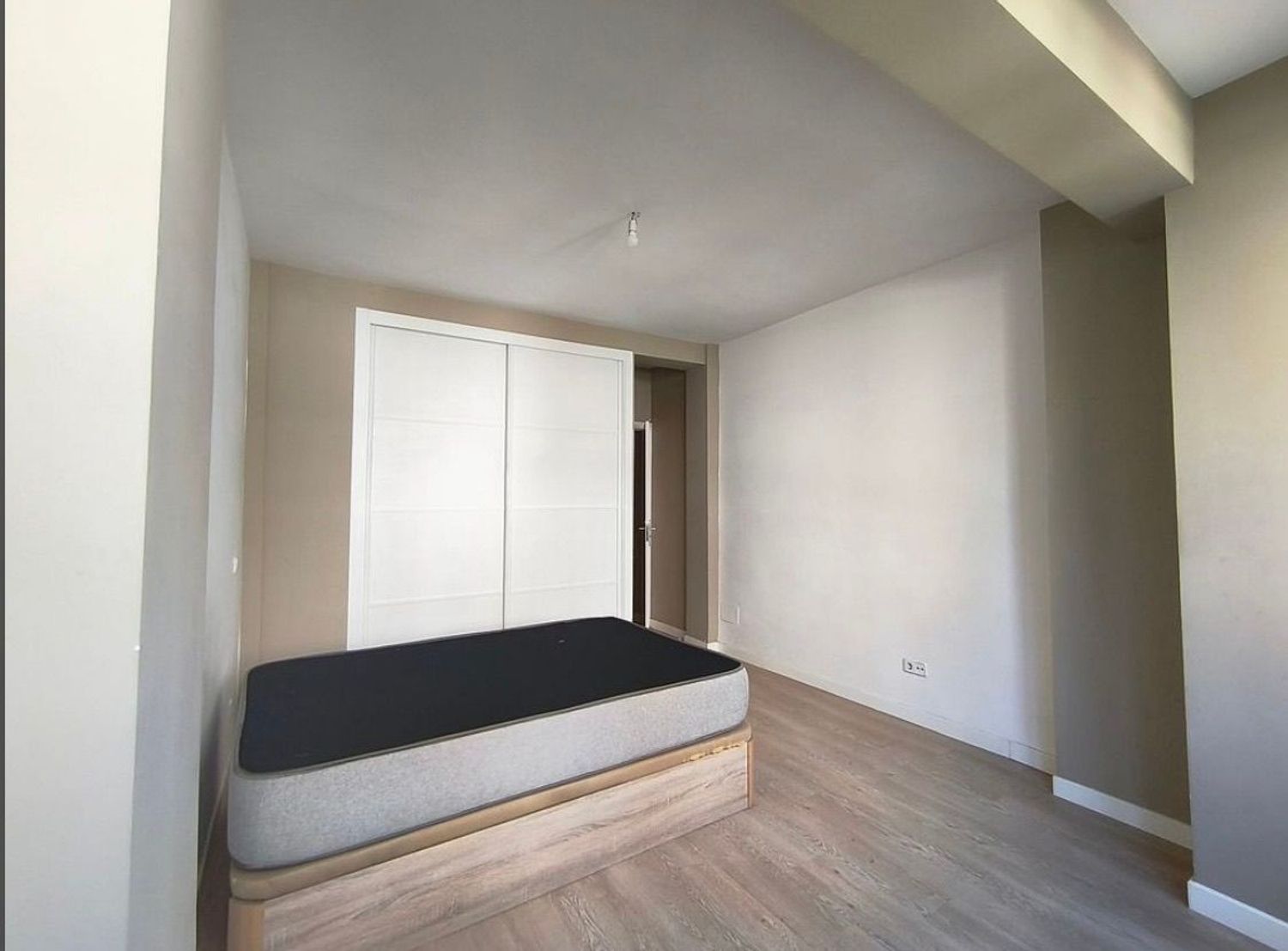 Piso en avenida de Brasilia, 15 - Foto 2