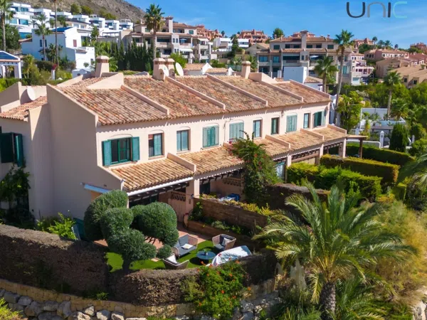 Chalet pareado en calle Oslo, 11 - Foto 2