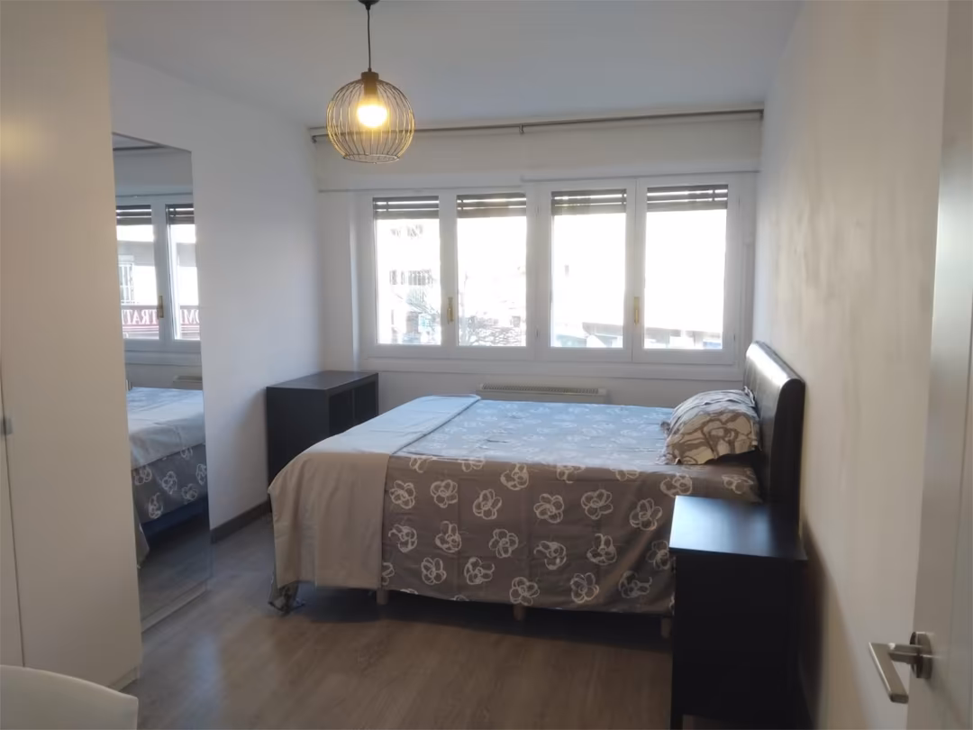 Piso en  Calle Sagunto 4 - Foto 5