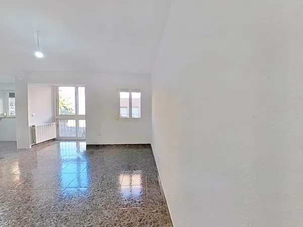 Piso en Barrio Les Roquetes - Foto 2