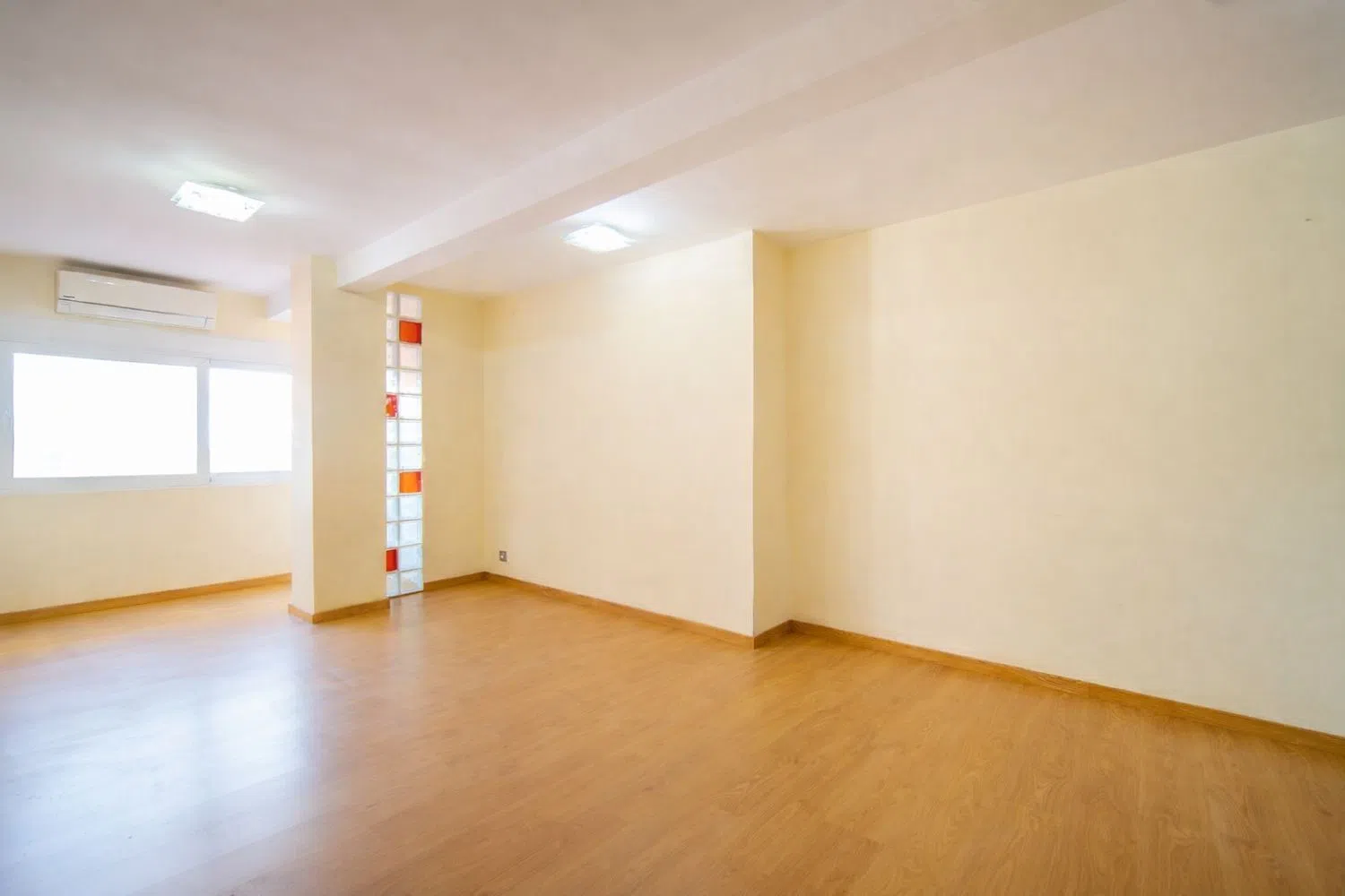 Piso en calle d'Amadeu de Savoia, 19 - Foto 6