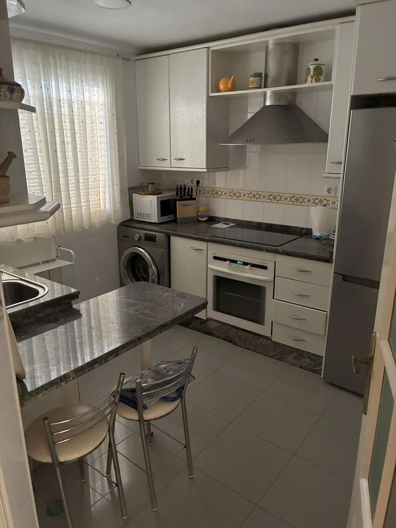 Piso en Barrio Ronda de Triana-Patrocinio-Turruñuelo - Foto 3