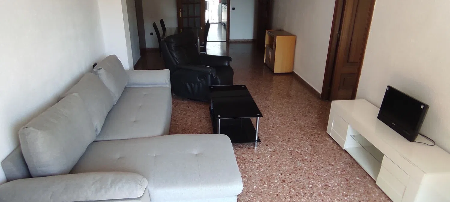 Piso en calle de Pintor Stolz, 72 - Foto 1
