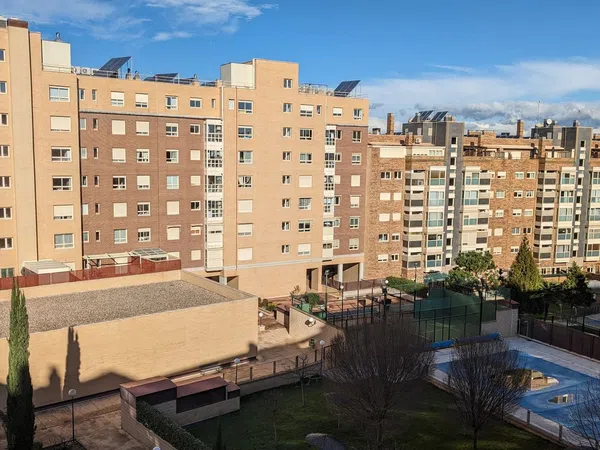 Piso en calle Grañón, 8