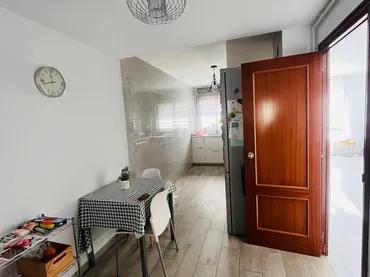 Piso en  Carrer de Cervantes 25 - Foto 4