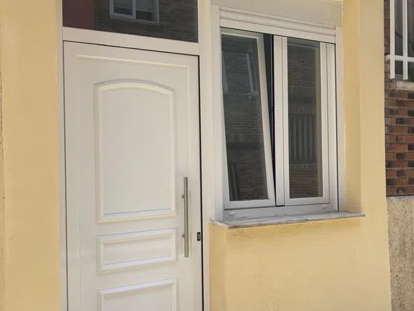 Estudio en paseo de los Perales, 5