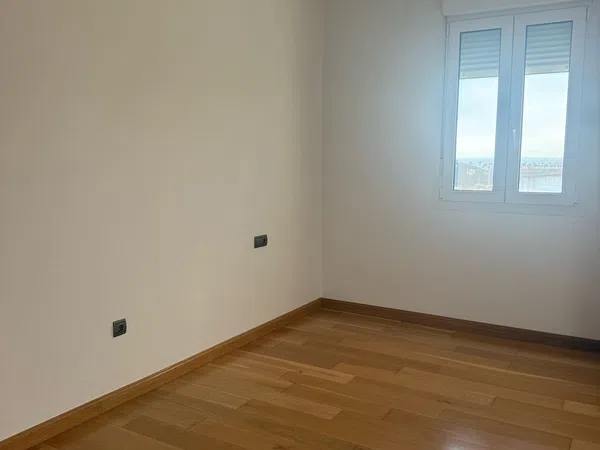 Piso en Avenida de Manuel Agustín Heredia, 6, Ensanche Centro - Soho - Foto 3