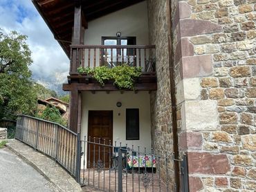 Chalet en  Barrio Redo 6 - Foto 3