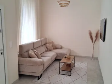 Planta baja en  Calle Centauro 34 - Foto 1