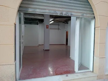 Local comercial en  Calle Guijarros 2 - Foto 1