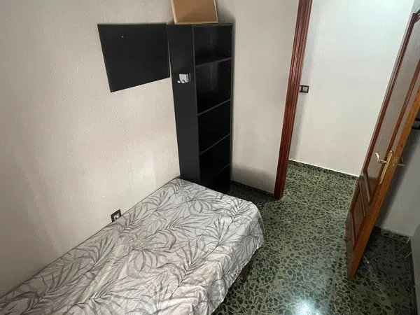 Piso en Calle Cairuan, Judería - San Basilio - Foto 10