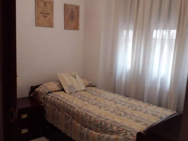 Piso en calle San Jacinto, 52