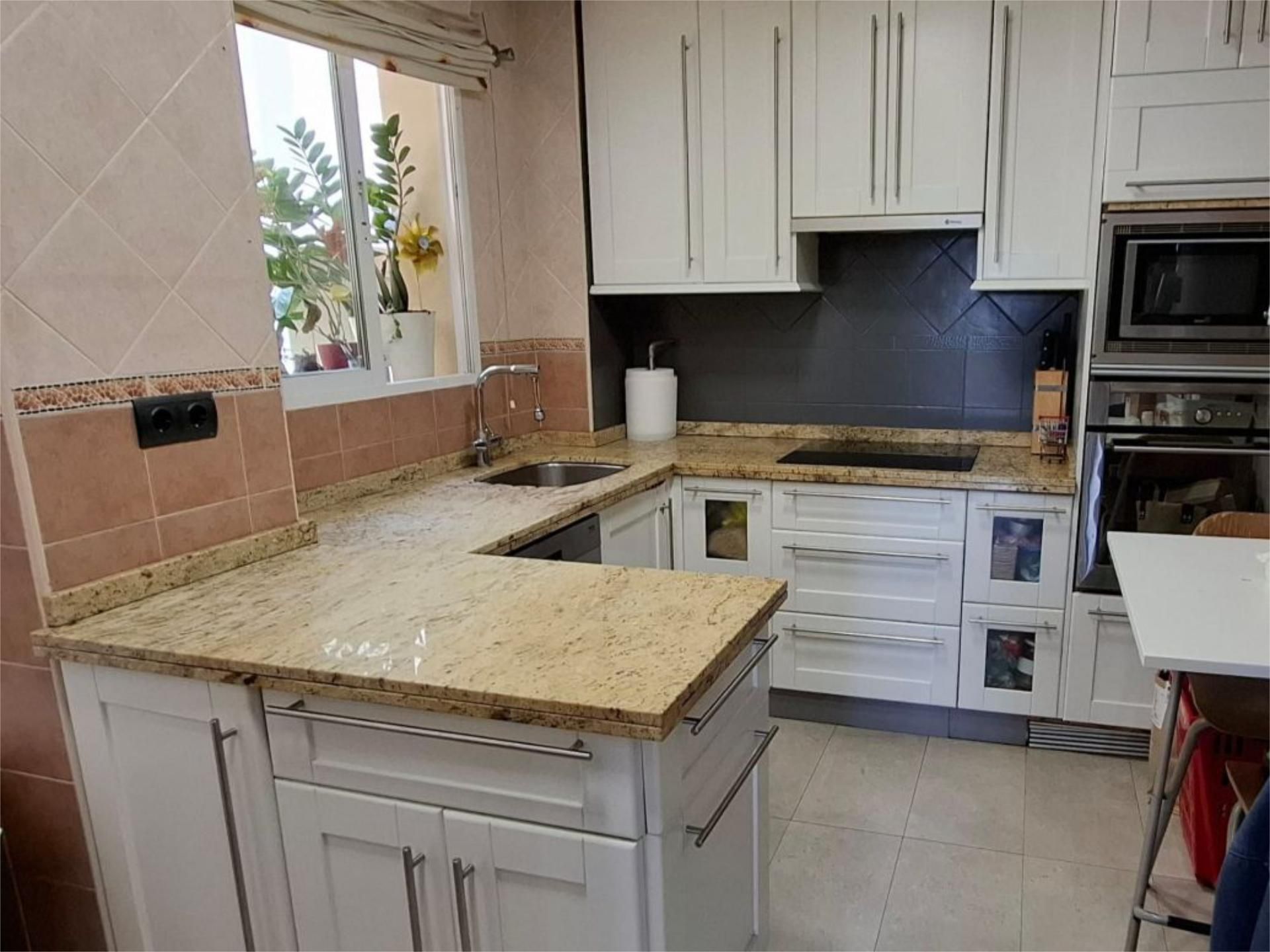 Piso en  Avenida del Doctor Manuel Domínguez 10 - Foto 8