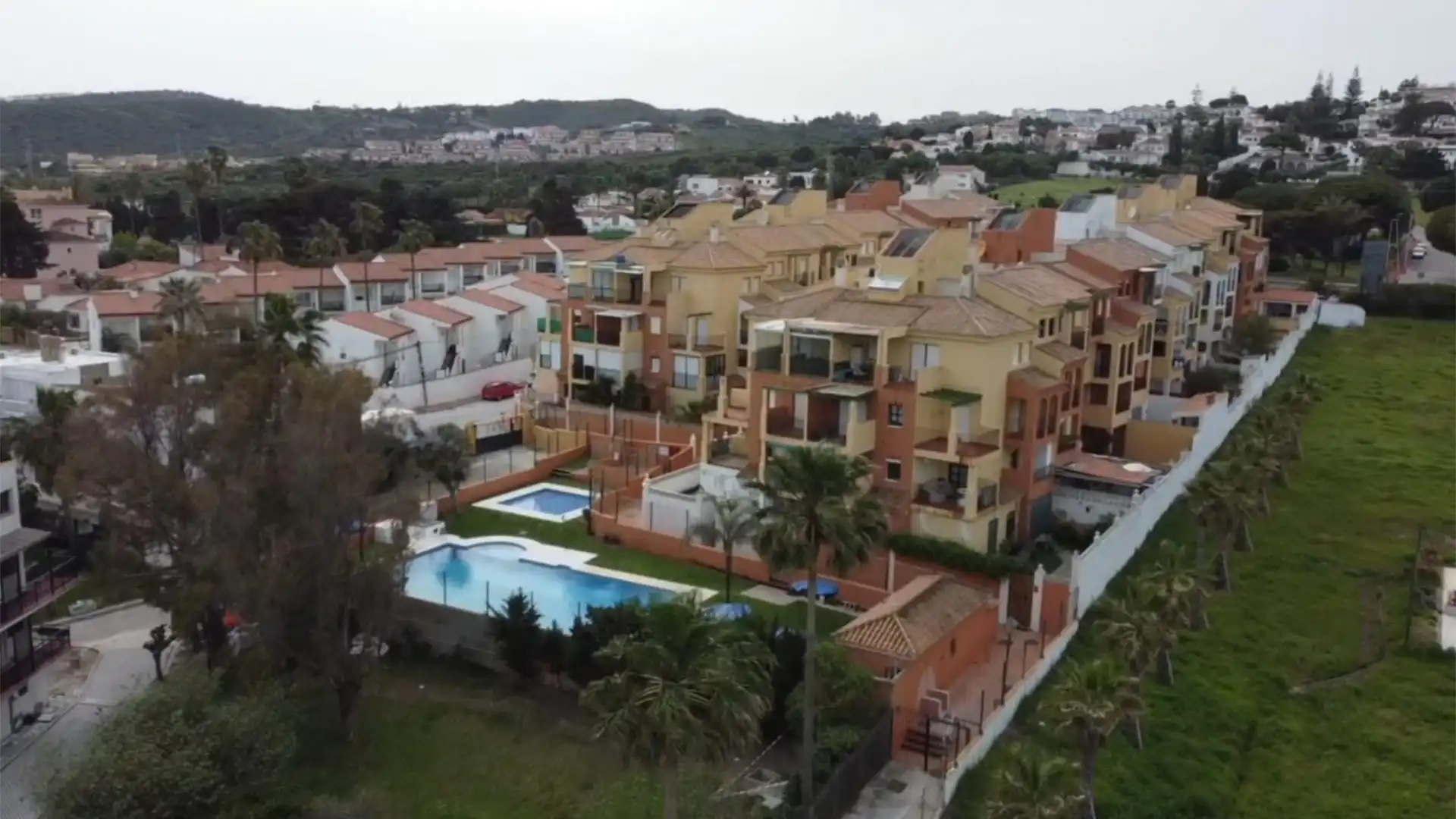 Piso en  Urbanización Jardines de la Duquesa el Hacho 30 - Foto 1