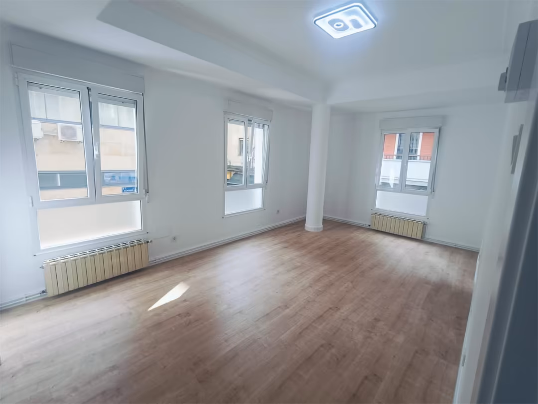 Piso en  Calle Fernández de Isla 8