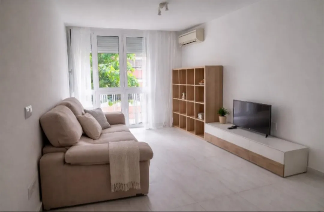 Piso en  Calle Emigrante 1 - Foto 2