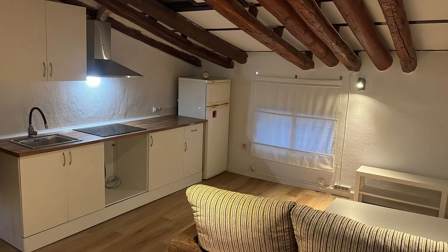 Piso en calle de Jordán de Urriés, 5