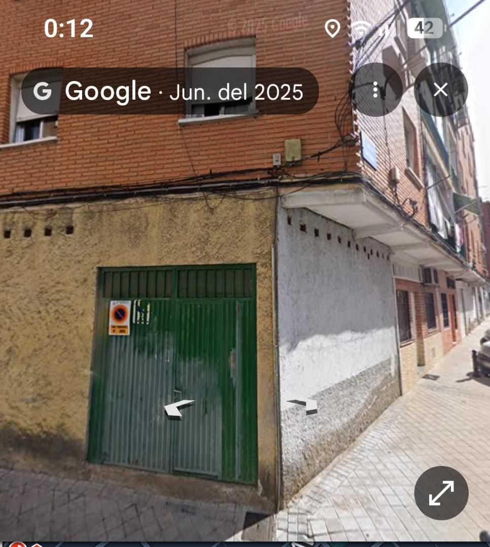 Planta baja en  Calle Ávila 31 - Foto 2