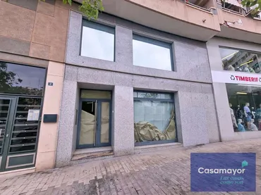 Local comercial en  Glorieta Rodolfo LLopis - Foto 1