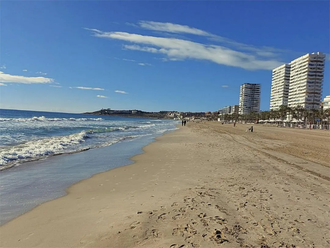 Casa adosada en  Calle de la Dorada 6 - Foto 15