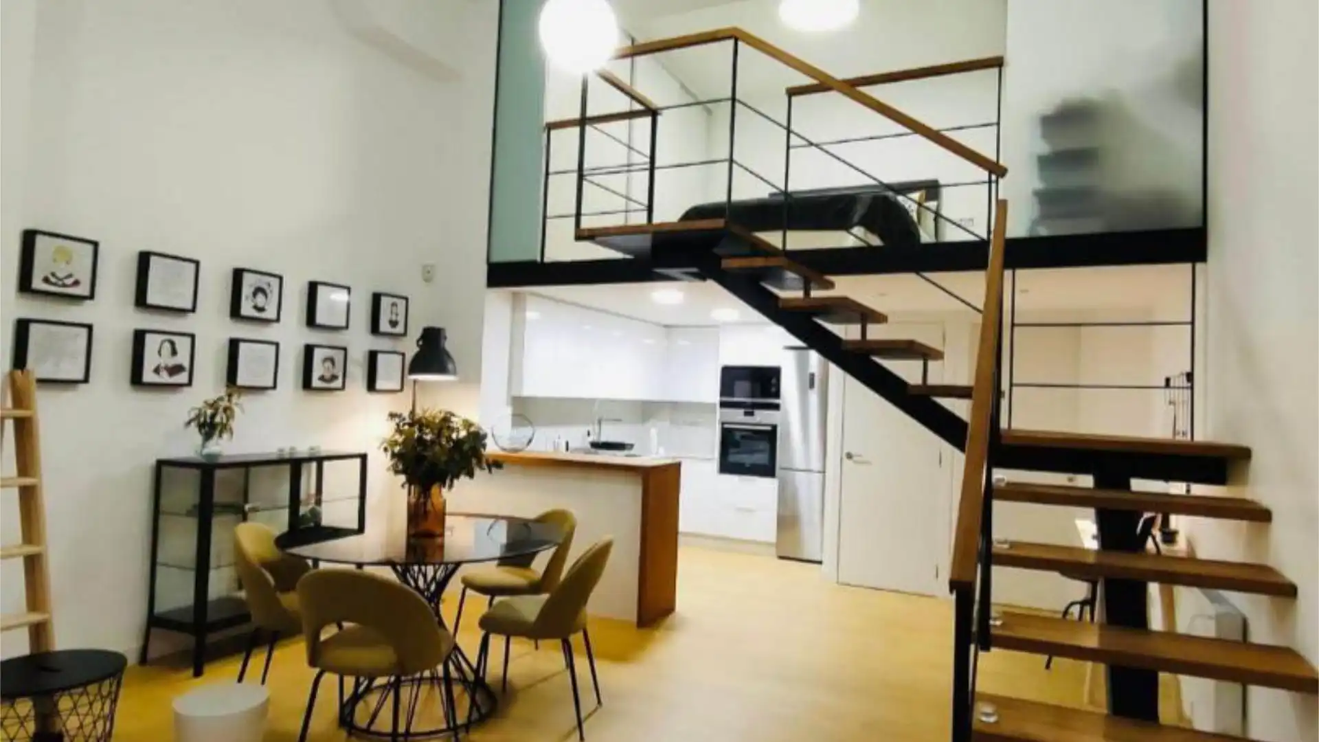 Piso en  Avenida Sardiñeira 4 - Foto 1