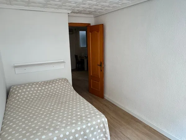 Piso en avenida del Camí Nou, 21