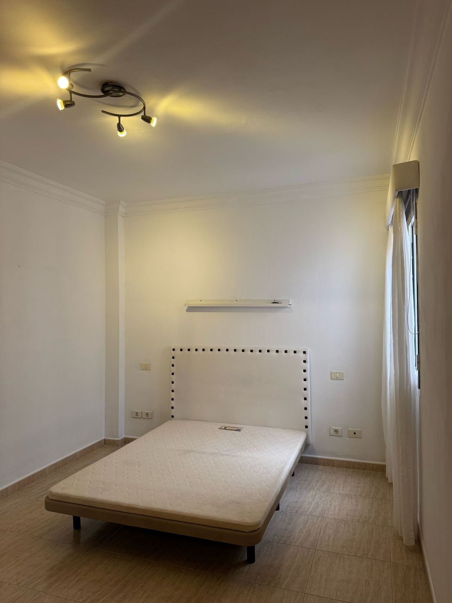 Ático en Barrio Los Tarahales - La Paterna - Foto 1