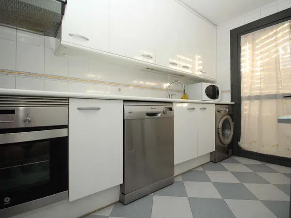 Piso en avenida de los Ángeles, 16 - Foto 1