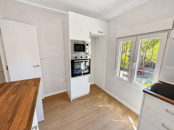 Piso en Calle Tarrasa, 222, Huerta de la Reina - Foto 2