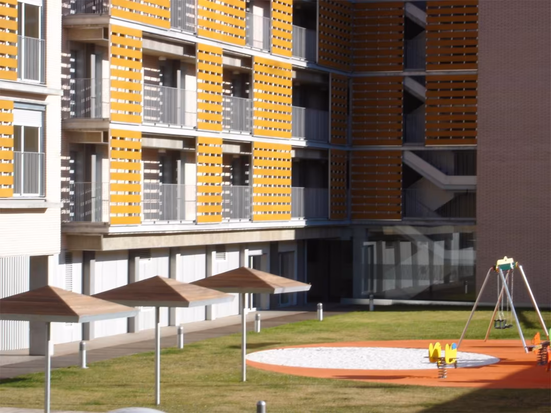 Piso en  Calle de Puente la Reina 35 - Foto 16