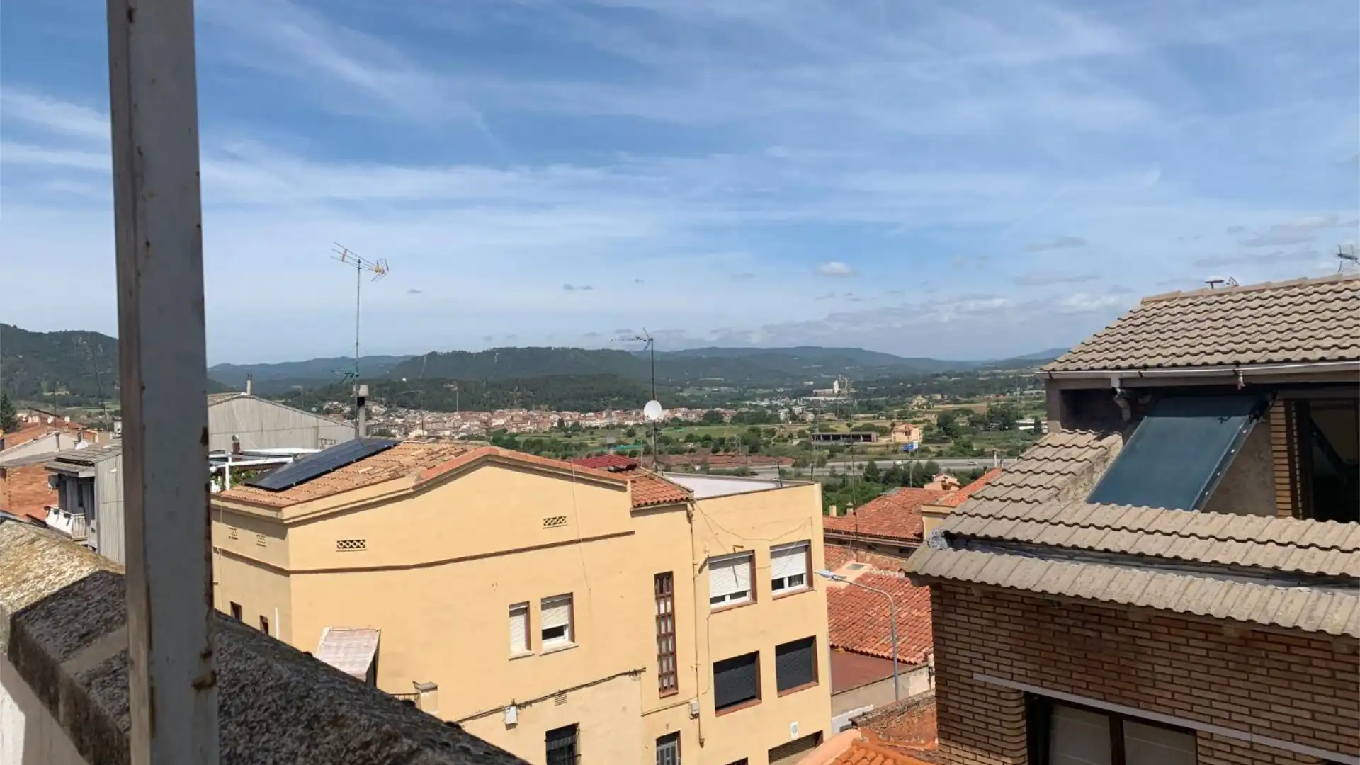 Casa adosada en  Carrer del Pirineu 1 - Foto 3