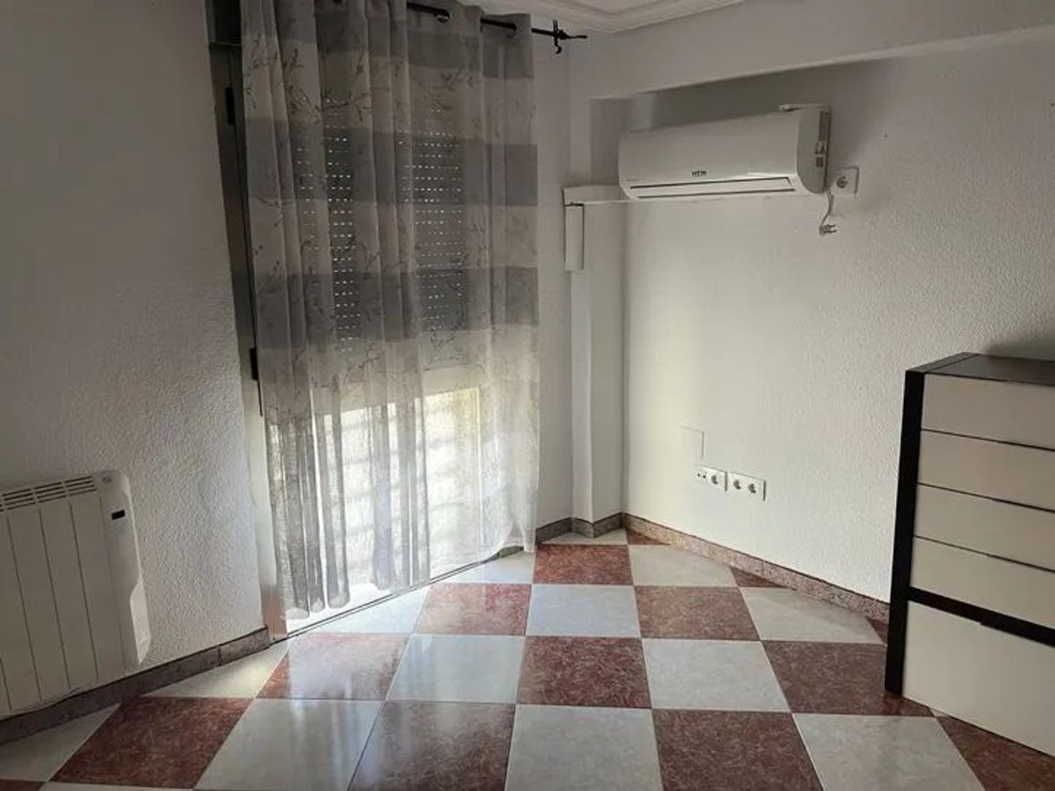Piso en Calle Motril, 26, Sector sur - Santa Cruz - Foto 2