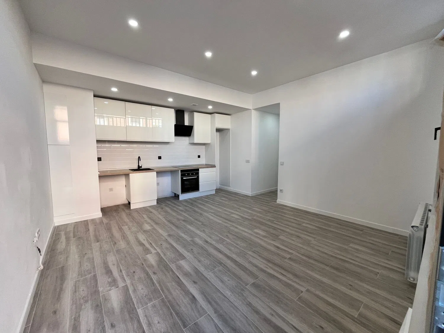 Piso en calle de Nuestra Señora de Valverde, 20