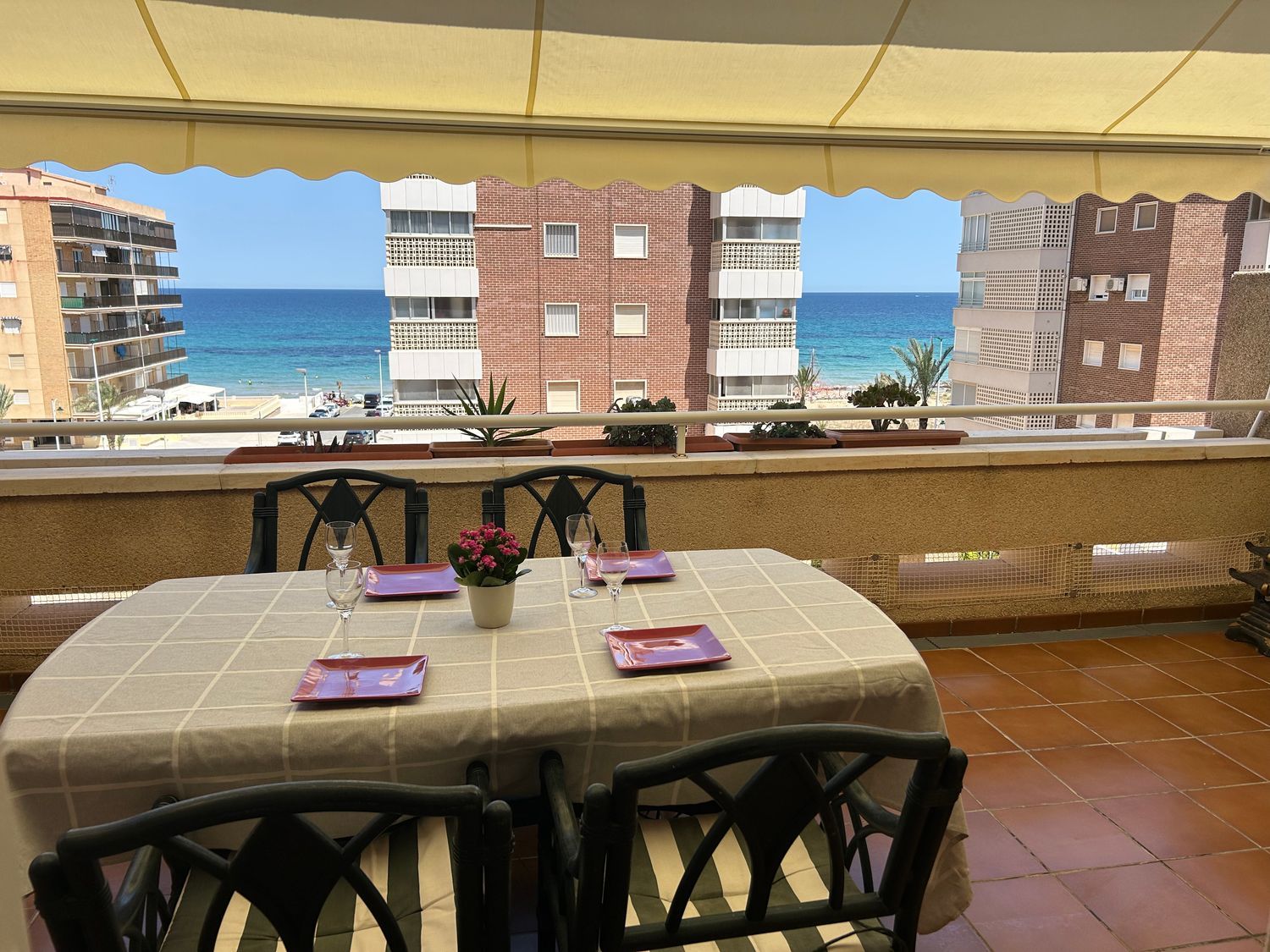 Piso en Arenales del Sol - Foto 3