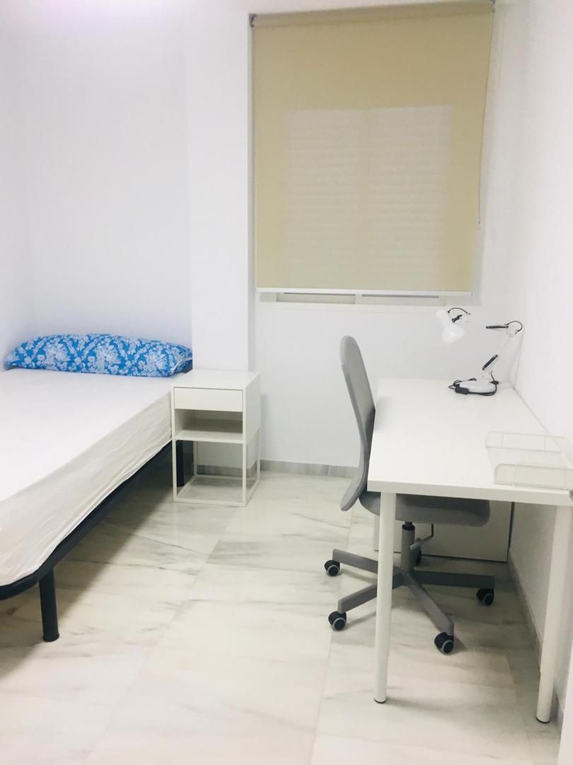 Piso en  Calle Mefistofeles 13 - Foto 8