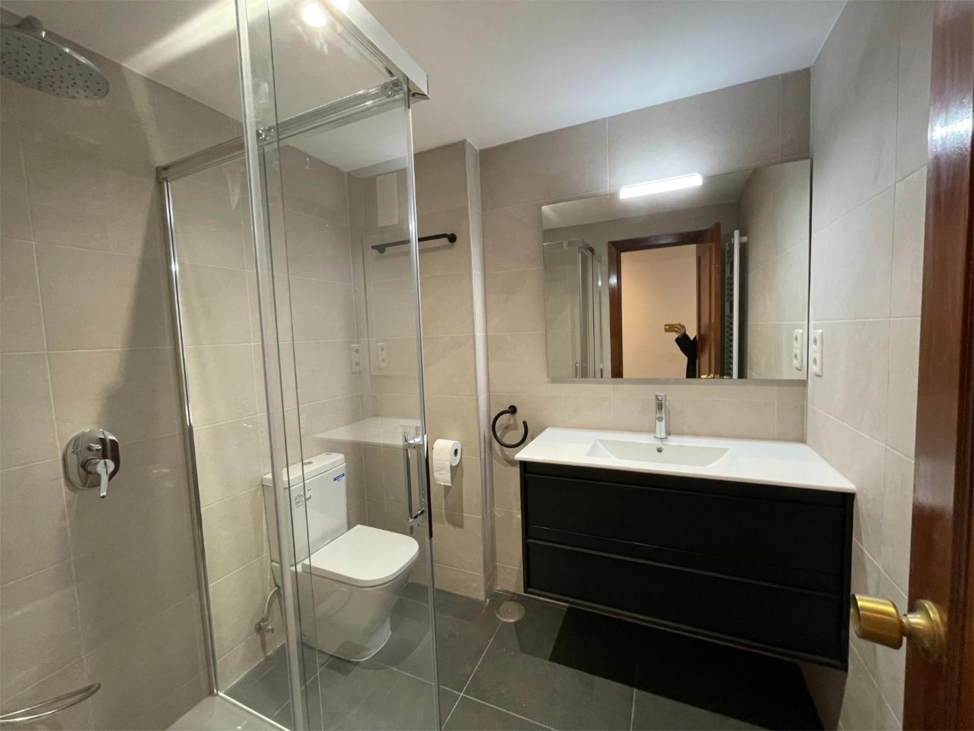 Piso en  Calle de Rafael Calvo 7 - Foto 16