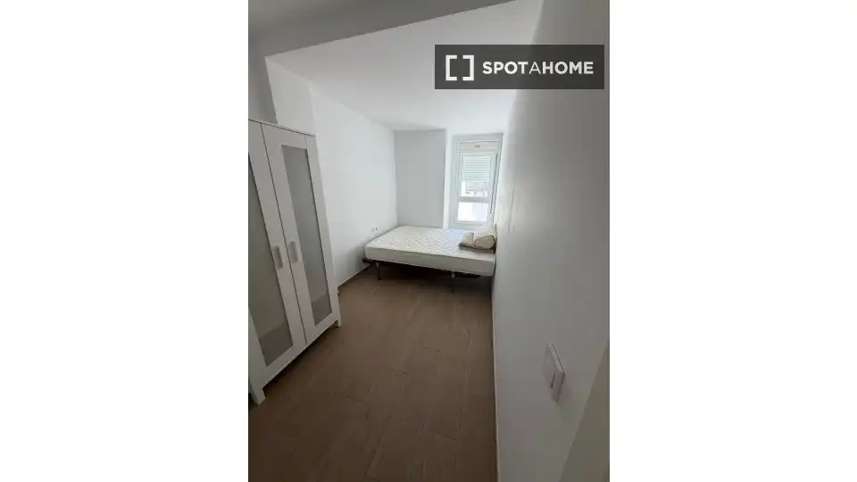 Piso en Cornellà de Llobregat - Foto 4